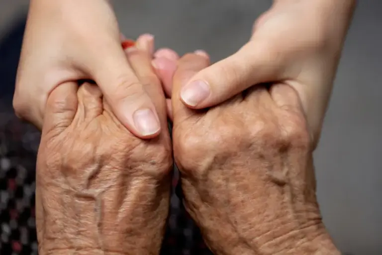 Home-Care-Vs-Memory-Care-Synergy-Middle-Tennessee