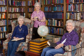 bigstock-great-grandmothers-library-clu-52516033-1.jpg