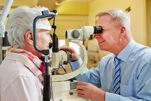 bigstock-ophthalmologist-examing-cornea-45355333.jpg