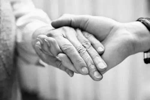 fallrisk-elderly-1-1280x853.jpg