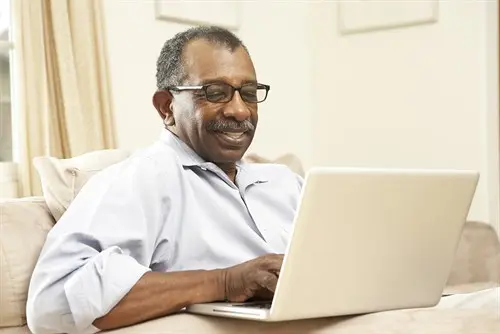 Keeping Your Loved One Socially Connected